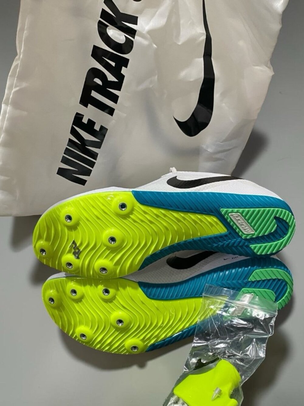 Nike Zoom Rival Multi Mens Size 10 Running Spikes Shoes White Green FZ9664-102